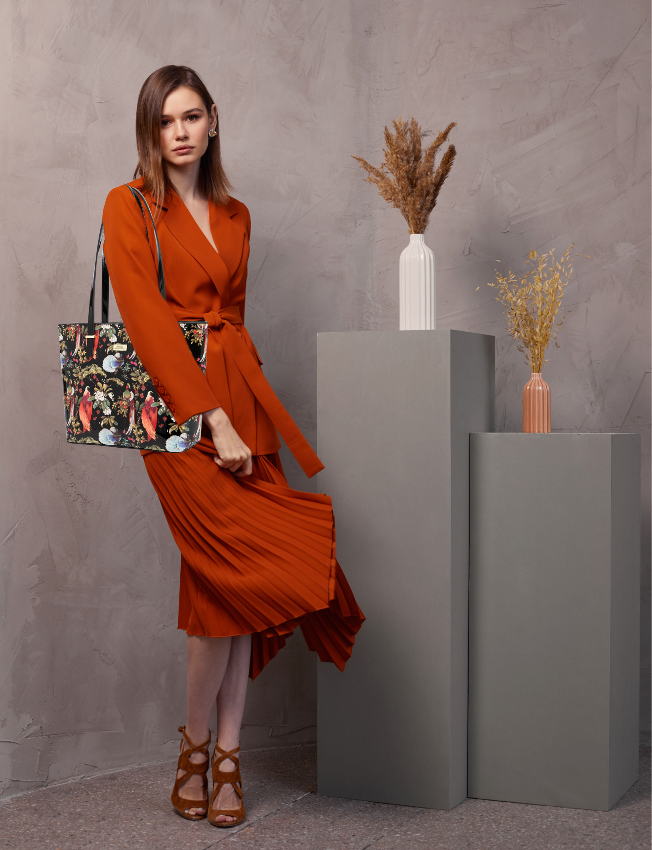 SONGBIRD LARGE LEATHER TOTE BAG-SF26-0817